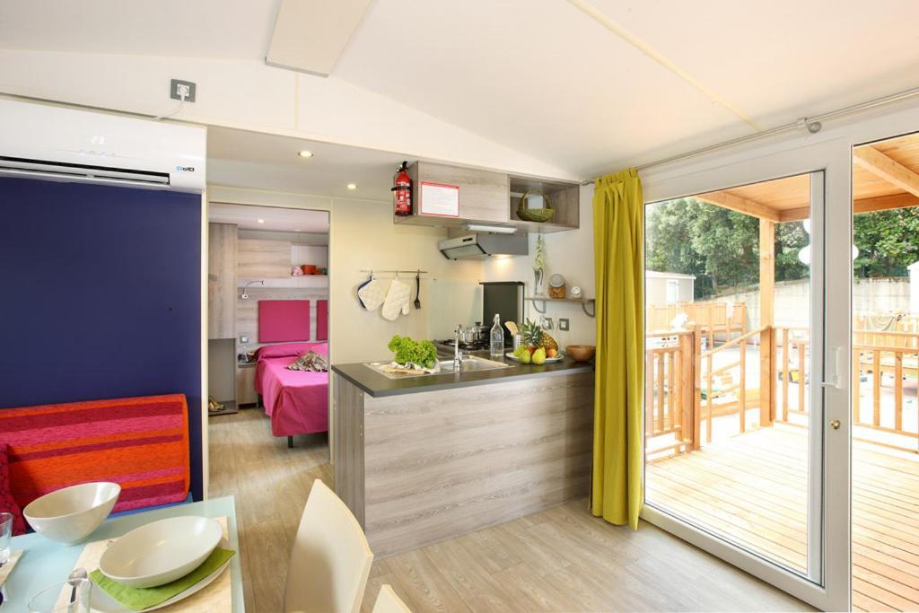 Casa Mobile Gustocamp A Caorle Hotel Exterior photo